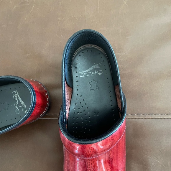 Dansko clogs - Picture 3 of 3